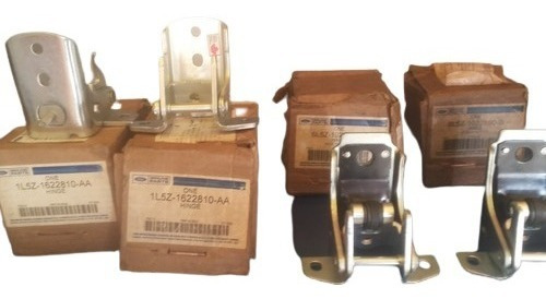 Imagen 2 de 5 de Bisagras Para Puerta Explorer 98 Usada Original Pack