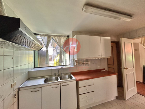 Casa En Venta De 3 Dorm. En Temuco