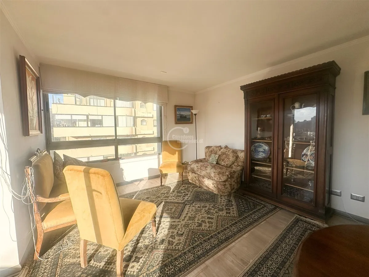 Imagen 3 de 20 de Departamento En Venta De 3 Dorm. En Viña Del Mar