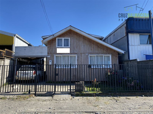 Casa En Venta De 7 Dorm. En Puerto Montt