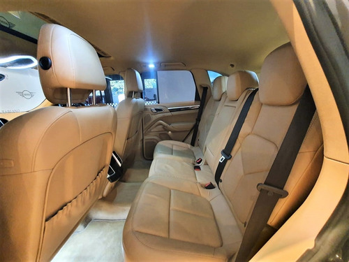 Imagem 8 de 10 de Porsche Cayenne