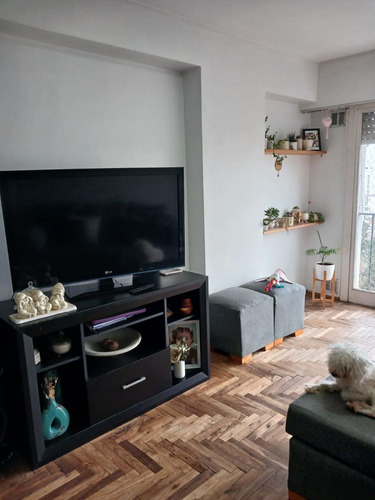 7 Entre 45 Y Plaza Italia, Departamento 2 Dormitorios Venta.