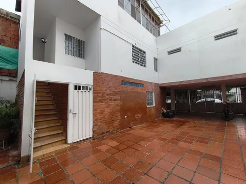 Apartaestudio En Arriendo En Quinta Bosch. Cod A30756