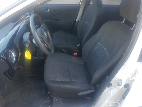 Toyota Etios 1.5 Sedan Xls 2014