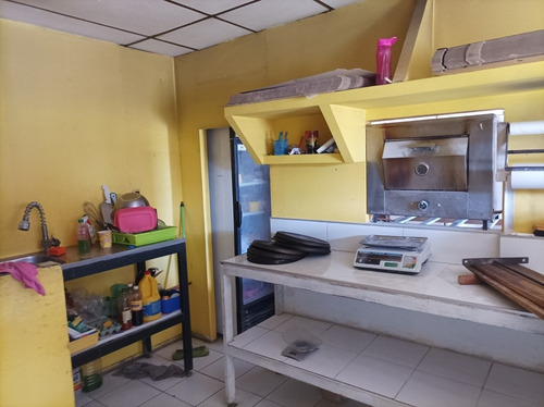 Local Comercial Y Casa De Dos Plantas