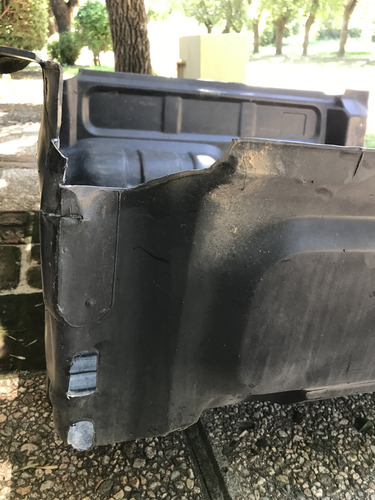 Cobertor Plastico De Caja Carga Multicap P´ Ford Ranger D/c (Usado)
