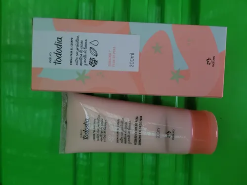 Natura Crema Para El Cuerpo Durazno Y Flor De Pera 200ml