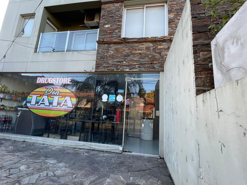 Imagen 3 de 7 de Local En Venta En Banfield Este