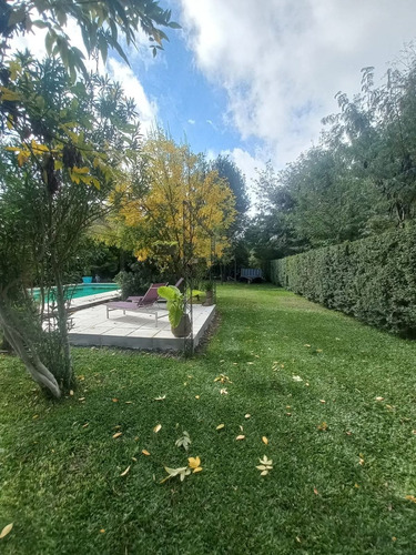 Venta Casa 3 Ambientes Lujan Gran Lote Con Pileta