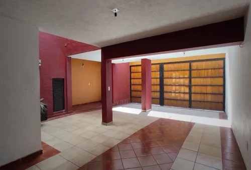 Casa En Venta De Dos Niveles Ubicada La Nueva Luneta, Zamora Michoacan
