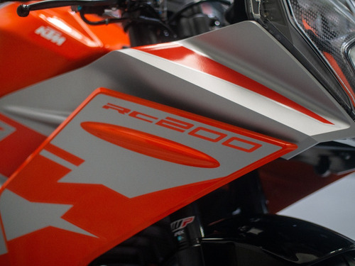 Imagen 13 de 15 de Ktm Rc 200- Anticipo + 18 Cts Fijas Y Sin Interes
