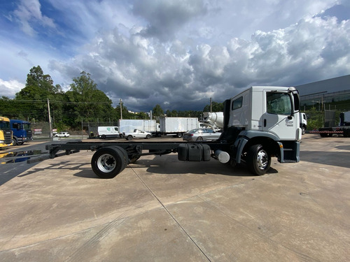 Vw 13190 4x2 Constellation 2014