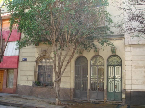 Casa  En Venta Ubicado En Caballito, Capital Federal, Buenos Aires