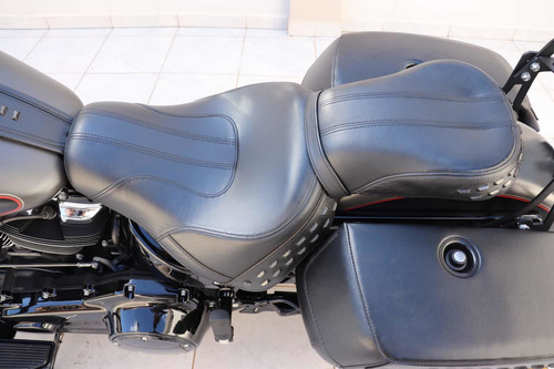 Harley Davidson Heritage Classic