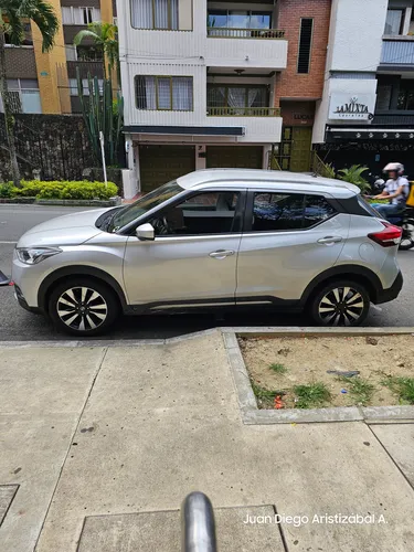 Nissan Kicks 1.6 Advance At