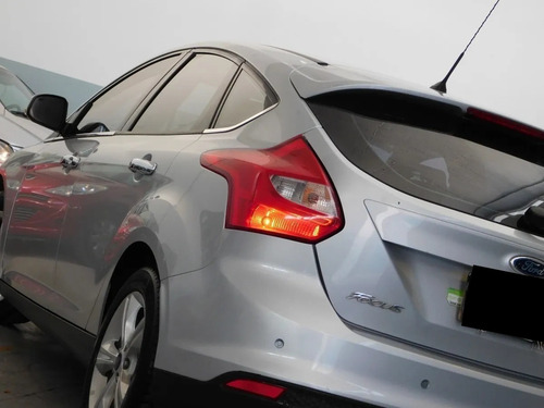 Ford Focus Iii 2.0 Sedan Se - Dubai Autos