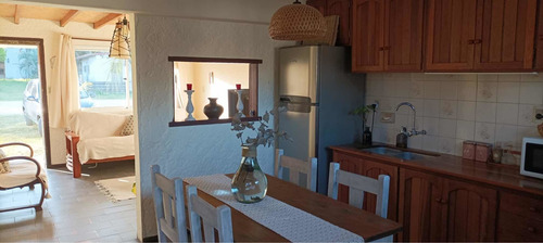 Imagen 7 de 19 de Alquilo Apto Y Casa Para 6 Y 4 Personas A 150 Metros Del Mar Sobre Playa Costa Azul