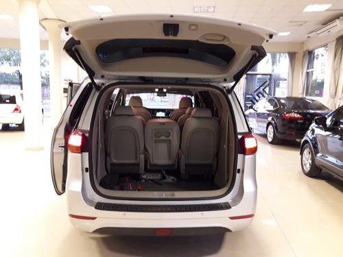 Kia Carnival Premium - 2018 - 18.000km!!!