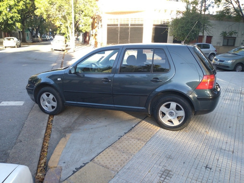 Volkswagen Golf 1.6 Conceptline 2001