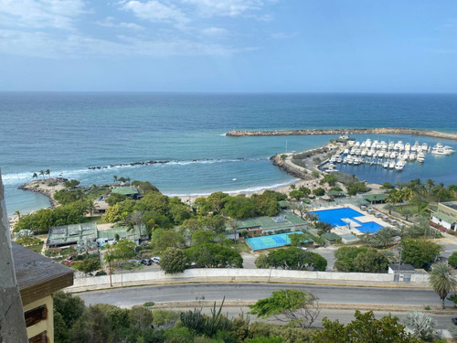Apartamento En La Guaira De 84m2, 2 Hab, 2 Baños 1 P/e ( Acropolis) Ep