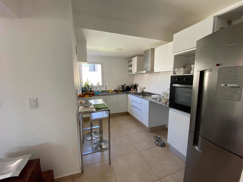 Imagen 3 de 16 de Vendo Duplex 3dorm. Con Pileta Greenville 2