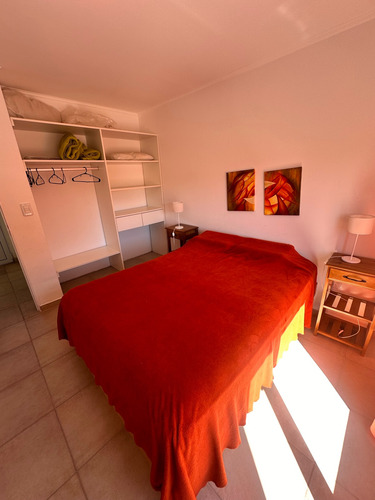 Departamento En Monte Hermoso A 200 Mts Del Mar!