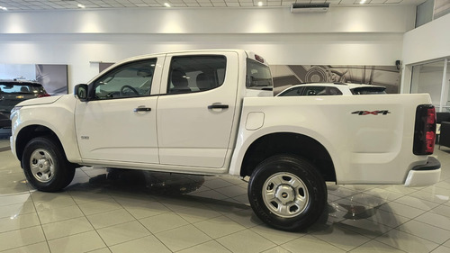 Chevrolet S10 WT CD 4X4 MT