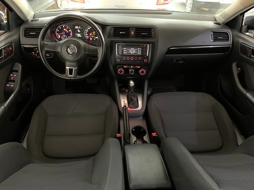 Imagem 9 de 11 de Volkswagen Jetta 2.0 Confortline Único Dono 2014 Cinza