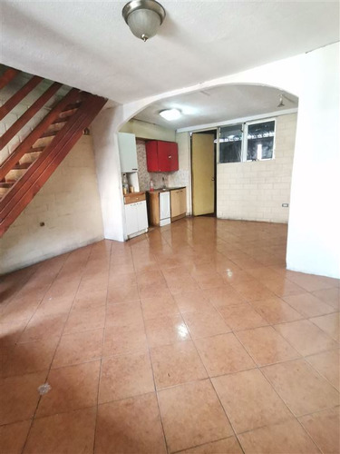 Casa En Venta De 3 Dorm. En Puente Alto