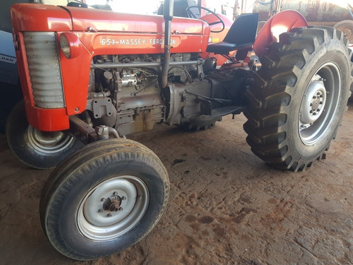 Imagem 1 de 8 de Massey Ferguson