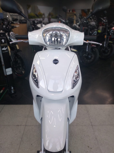 Imagen 16 de 17 de Sym Symphony 125 Scooter R16 Usado Igual A Okm Agrobikes