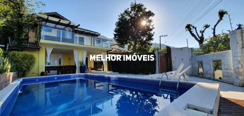 Casa Com 03 Suítes A Venda Na Praia De Taquaras Em Balneário Camboriú - 1717