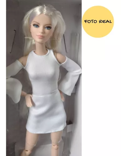 Barbie Signature Looks Cabelo Loiro e Vestido Branco - Mattel