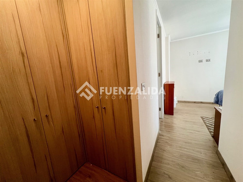 Departamento En Venta De 3 Dorm 2 Bañ 1 E 1 B. Metro Lo Vial