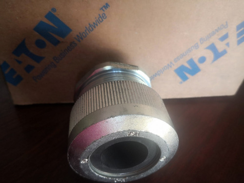 Caja Con 5 Glandulas Mod Cgb298 Crouse Hinds 3/4 (Usado)