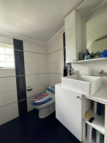 Imagen 5 de 11 de Hilmar Rios C163295 Vende Town House En Manantial Naguanagua Tlf 0414-432-69-46 @hilmaririos.remax.al