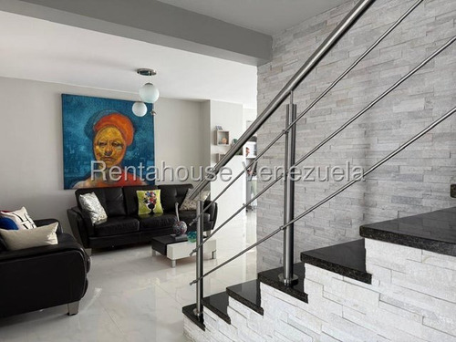 Aslibel Meléndez Vende Amplia Casa Al Este De Barquisimeto.