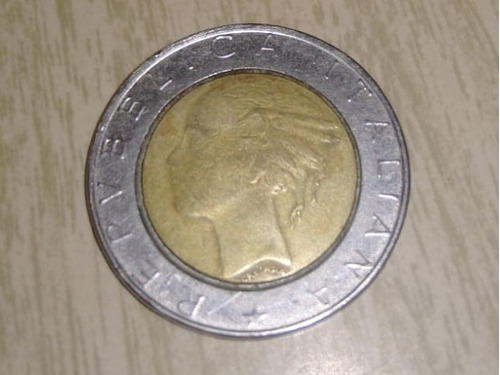 Moneda L 500