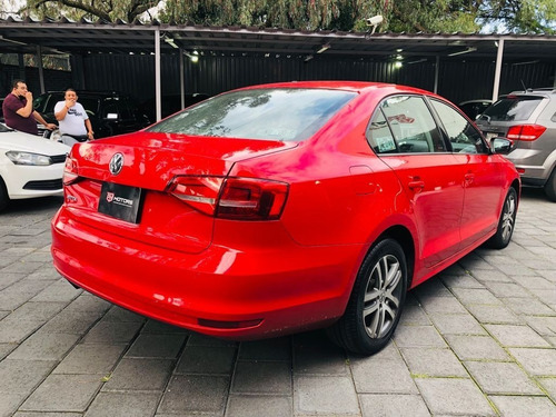 Imagen 6 de 13 de Volkswagen Jetta (a6) 2015 Trendline