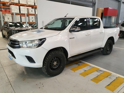 Toyota Hilux 147 Hp Dc 2.4 4x4 Die 2018 Egv914
