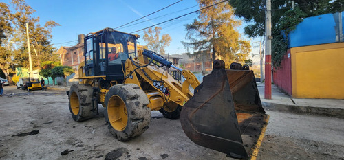 Cargadora Frontal Caterpillar 924g Año 2004