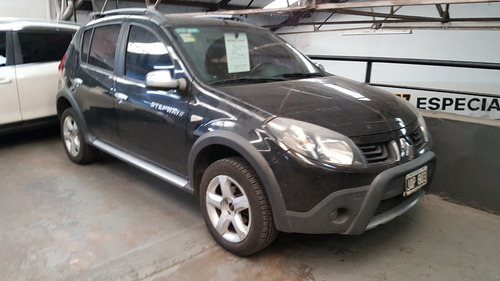Renault Sandero Stepway 1.6 Confort/10 M/buena117000 K (mb)