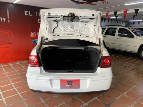Imagen 10 de 11 de Volkswagen Bora 2.0