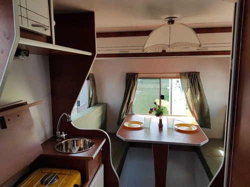 Imagen 8 de 8 de Casa Rodante Modelo 310 Para 4 Personas Lomas Camping Ronik