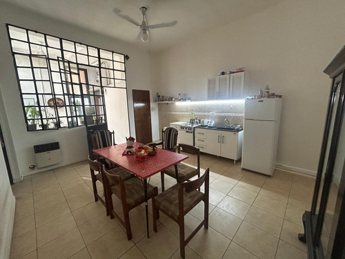 Amplio Ph 2 Ambientes Con Patio Sobre Av. Ader Y Santa Fe