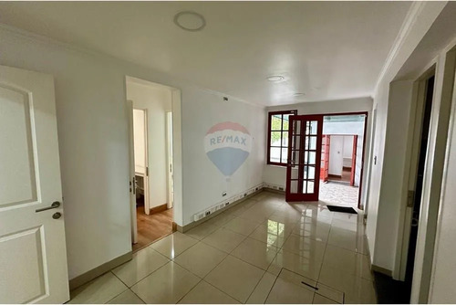 Casa-oficina Comercial Full Equipada