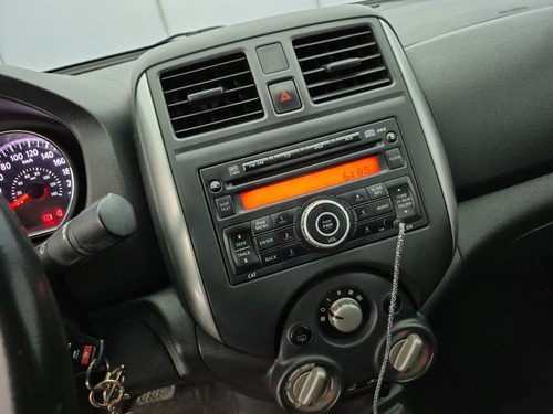 Nissan Versa 1.6 Advance