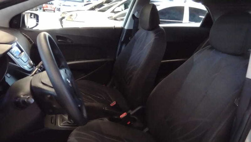 Imagem 8 de 15 de Hyundai Hb20 1.0 M Comfor 2015