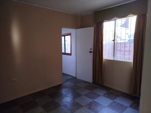 Linda Y Amplia Casa 3 Dorm. En Excelente Estado. Hualpén