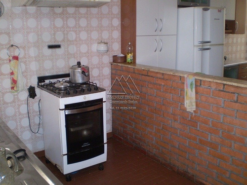 Sobrado 3 Dorm. ,2 Vagas - V-301